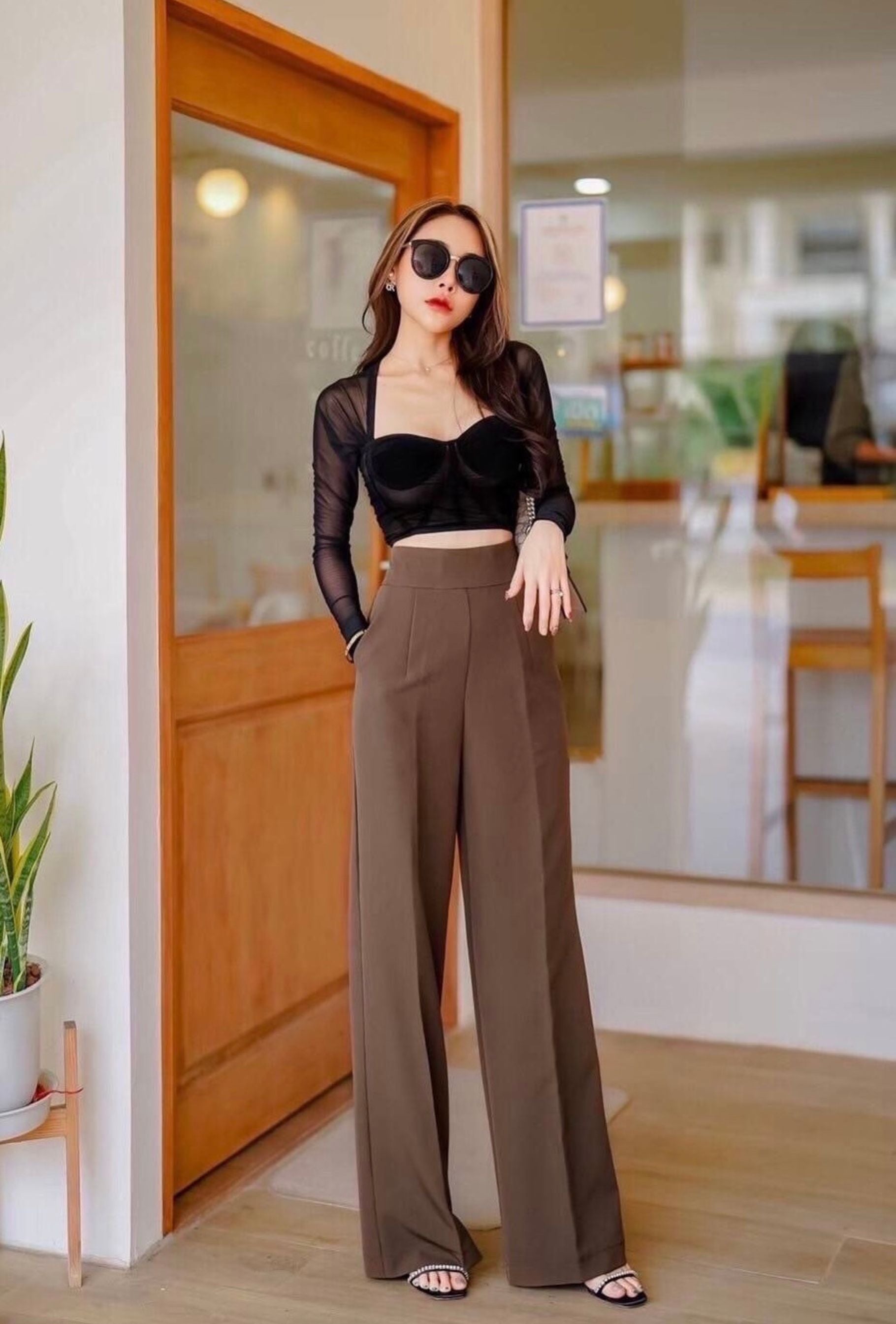 Laryssa Pants (Backorder)